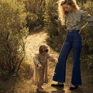 DÔEN Renoir Top in Pomme et Poire print. 
Size Medium in great condition